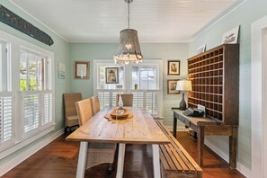 Dining - Historic Cottage Under the Oaks | Walk to Pier Village | Porch + Loft (Saint Simons Island)