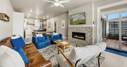 Upscale Condo - Water Views & Unbeatable Location