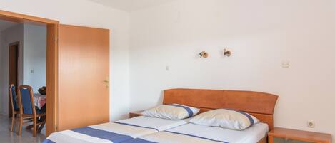 1 室のベッドルーム、アイロン / アイロン台、WiFi、ベッドシーツ