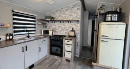 Lyons Robinhood Rhyl 4 berth caravan