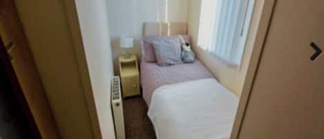 1 室のベッドルーム、WiFi、ベッドシーツ