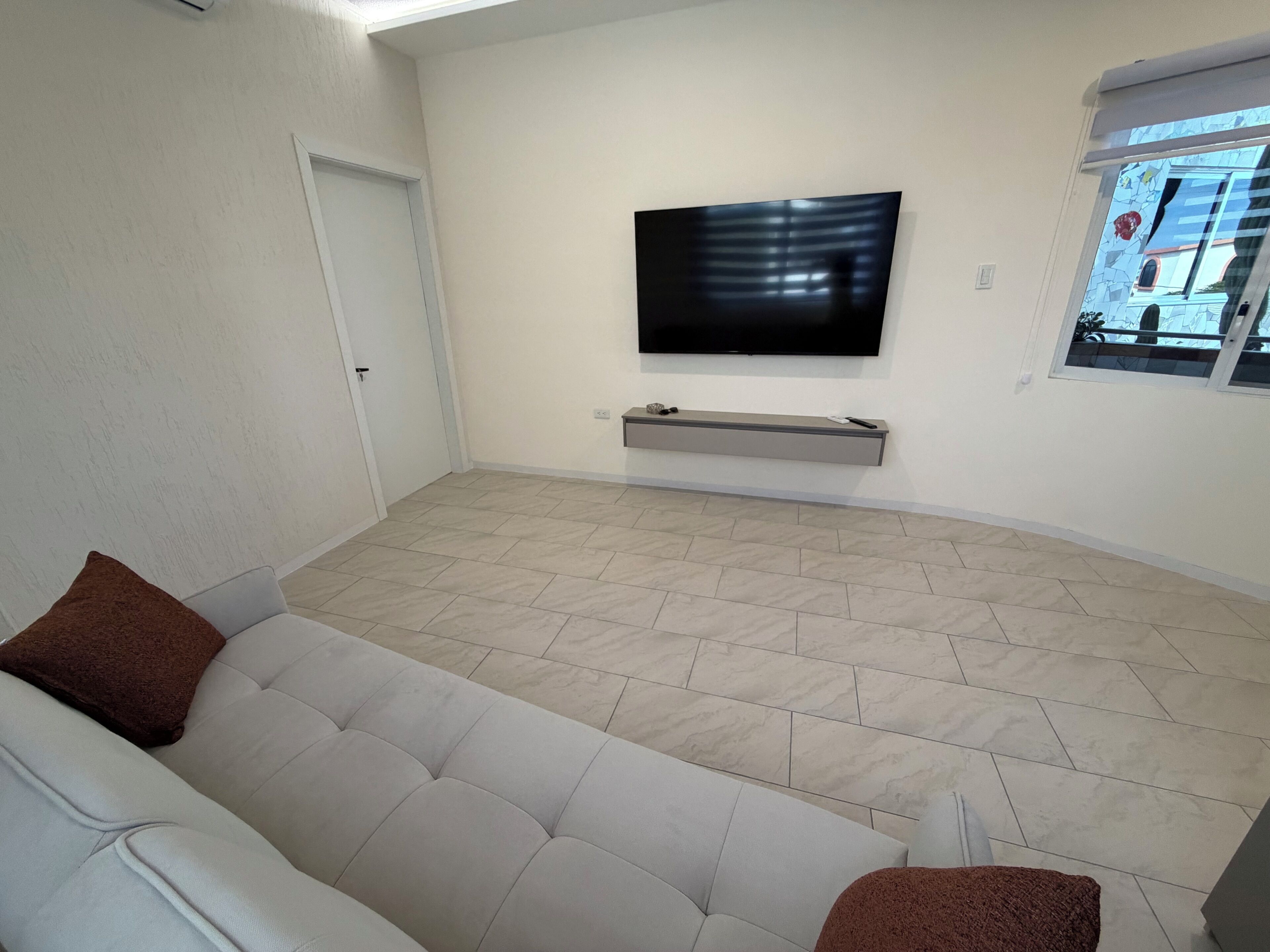 Apartemen Deluks, pemandangan samudra | Area keluarga