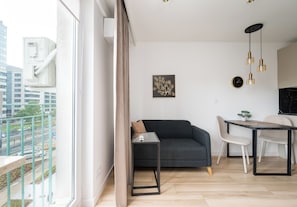 Living area - Rondo ONZ Signature Studio (Warszawa)