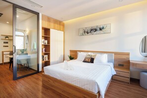 Studio Deluks, balkon, pemandangan kota