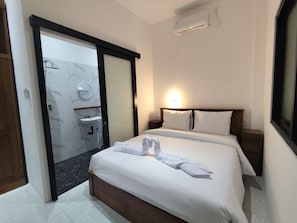 Family Double Room, Courtyard View | Desk, free WiFi - Moonrise Rooms (Badung)