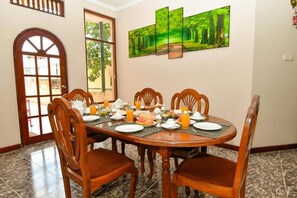Dining - Expeditor Kandy (Kandy)