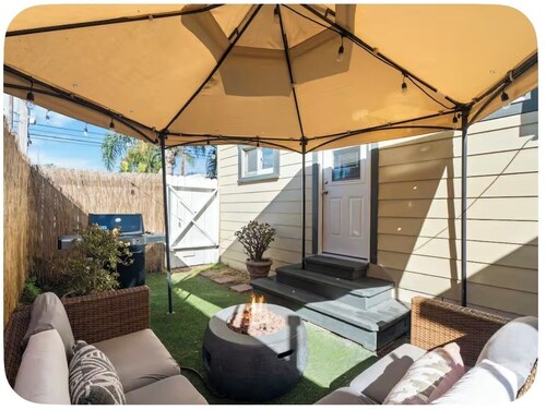 Charming 3-bedroom cottage in Huntington Beach near the shore