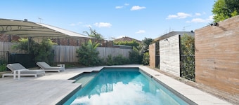 Drumbern Pool House Macquarie Links