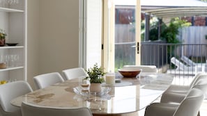 Dining - Drumbern Pool House Macquarie Links (Macquarie Links)