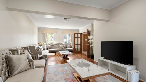Drumbern Pool House Macquarie Links