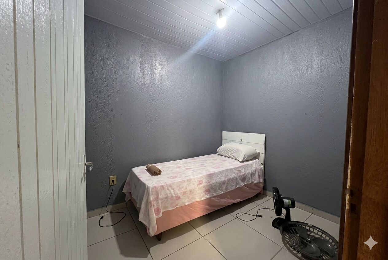 2 bedrooms, WiFi (free), bed sheets