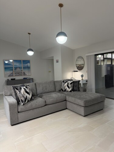Sunshine Haven  Beautiful 2BR Retreat