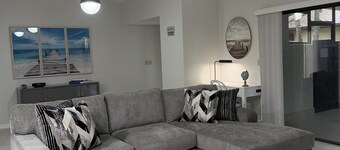 Sunshine Haven Beautiful 2BR Retreat