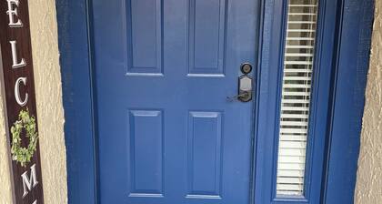 Sunshine Haven Beautiful 2BR Retreat
