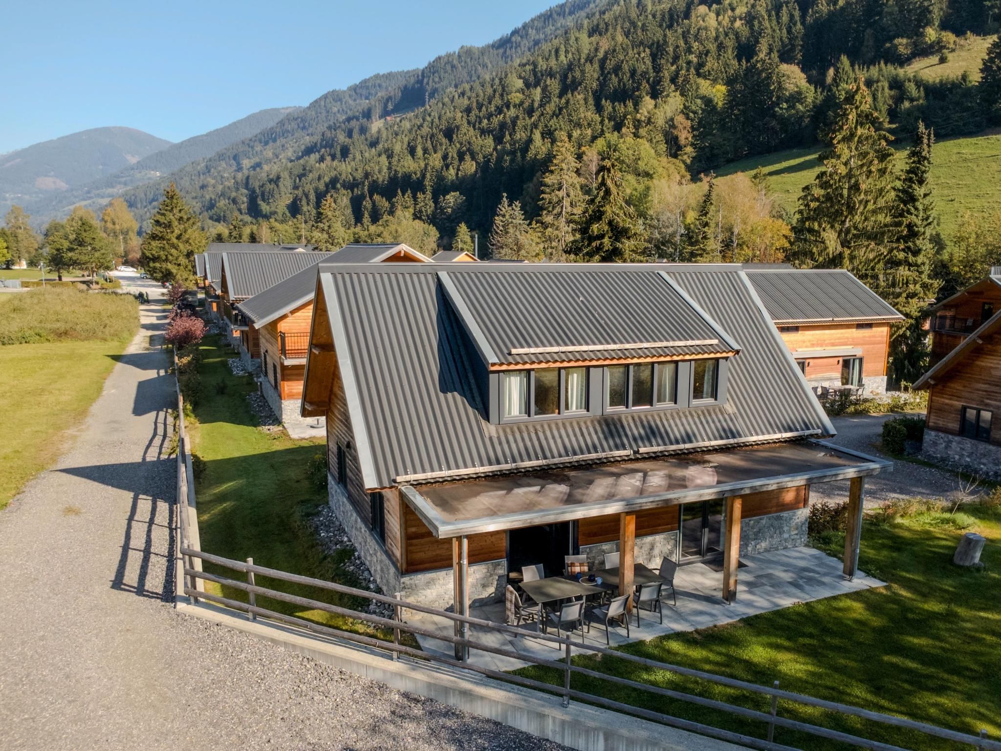 Außenseite Ferienhaus [Sommer]
