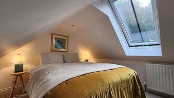 3 chambres, bureau, Wi-Fi, draps fournis