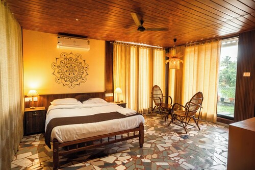 Nexgo Spaces - Kayaloram Retreat