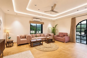 Living area - ELIVAAS Belvedere 4BHK Villa with Pool (Jaipur)
