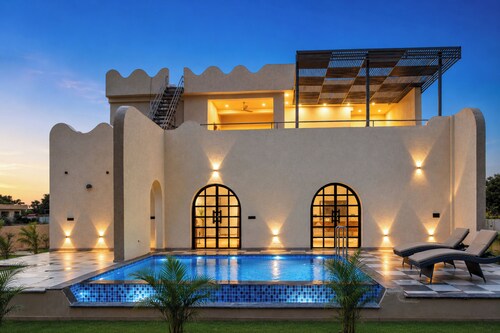 ELIVAAS Belvedere 4BHK Villa with Pool