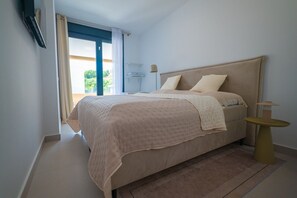 2 chambres, fer et planche à repasser, Wi-Fi, literie fournie