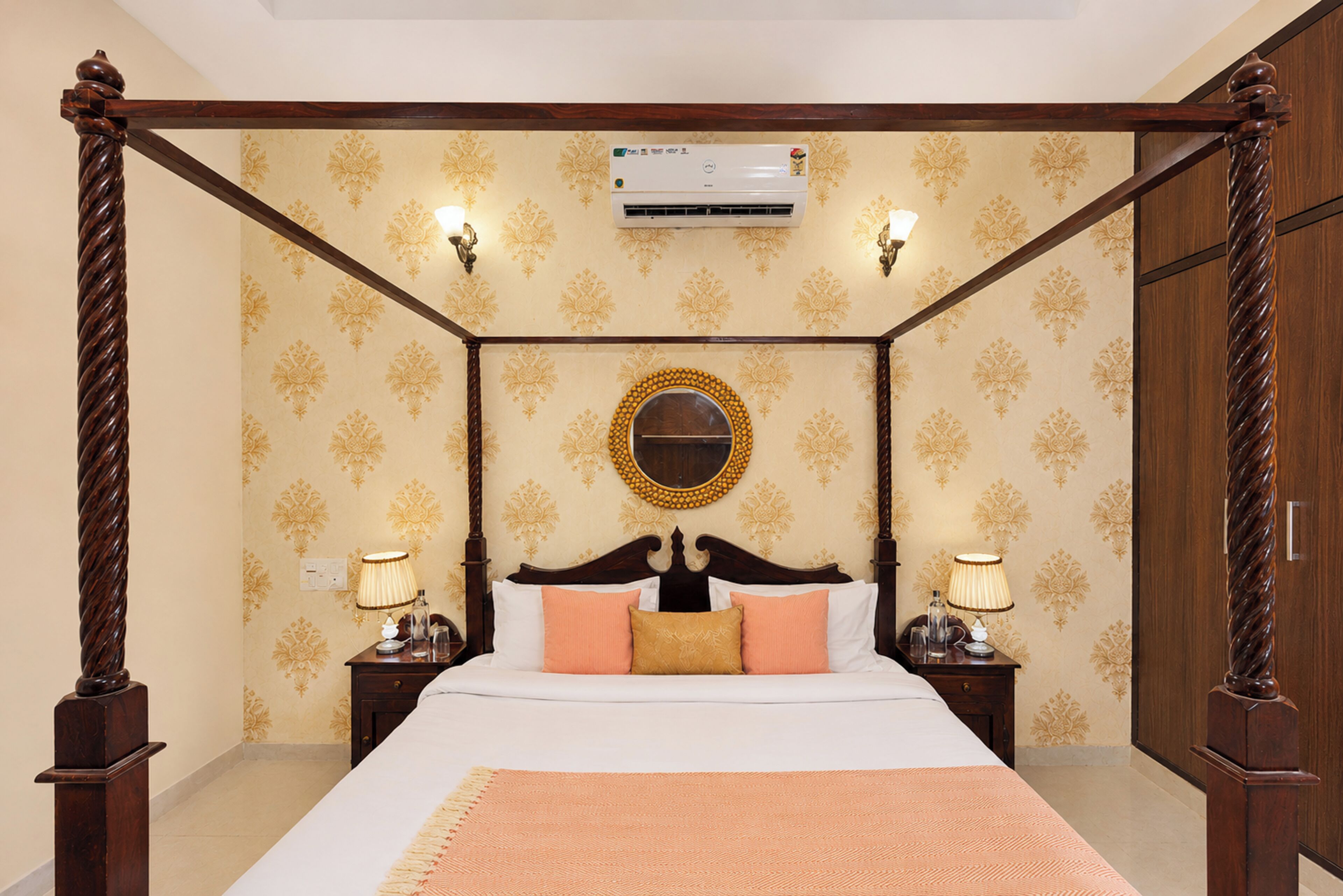 Villa Deluxe | Tabla de planchar con plancha y wifi gratis