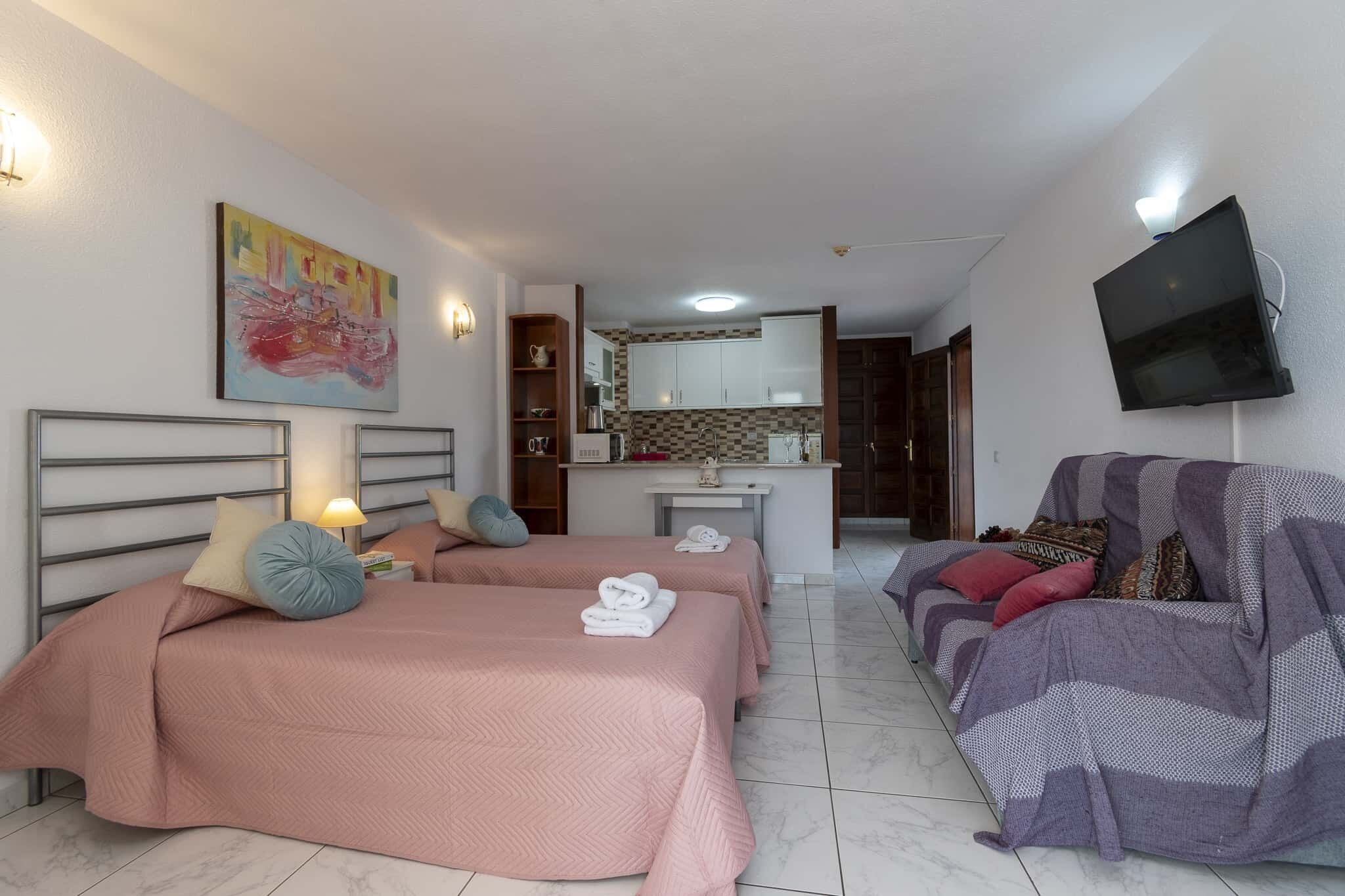 1 bedroom, iron/ironing board, WiFi, bed sheets