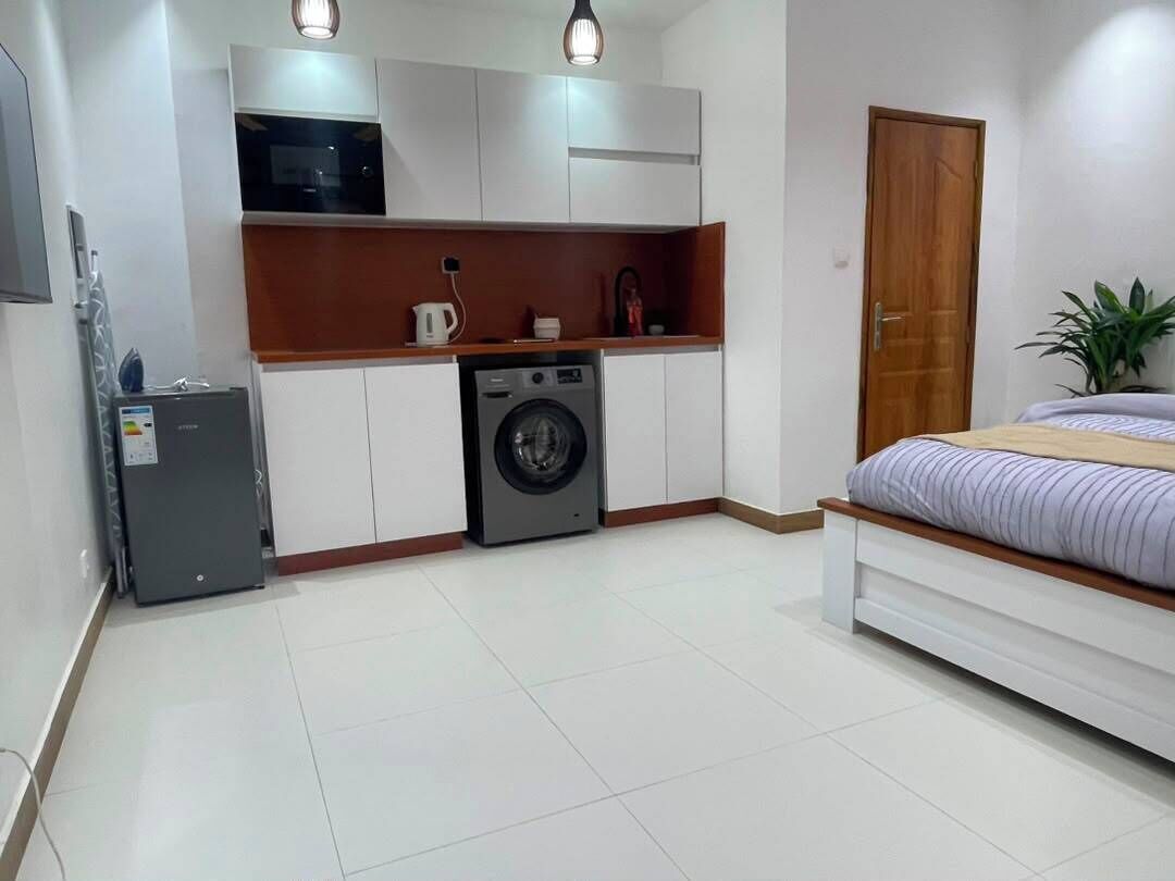1 bedroom, iron/ironing board, internet, bed sheets