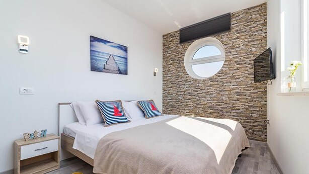 1 bedroom, free WiFi - Beautiful apartment in Medulin with swimming pool (Medulin)