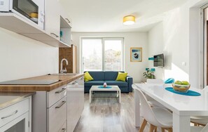 Coffee/tea maker, fridge, microwave, oven - Amazing apartment in Medulin with swimming pool (Medulin)