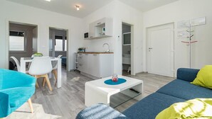Living area - Amazing apartment in Medulin with swimming pool (Medulin)