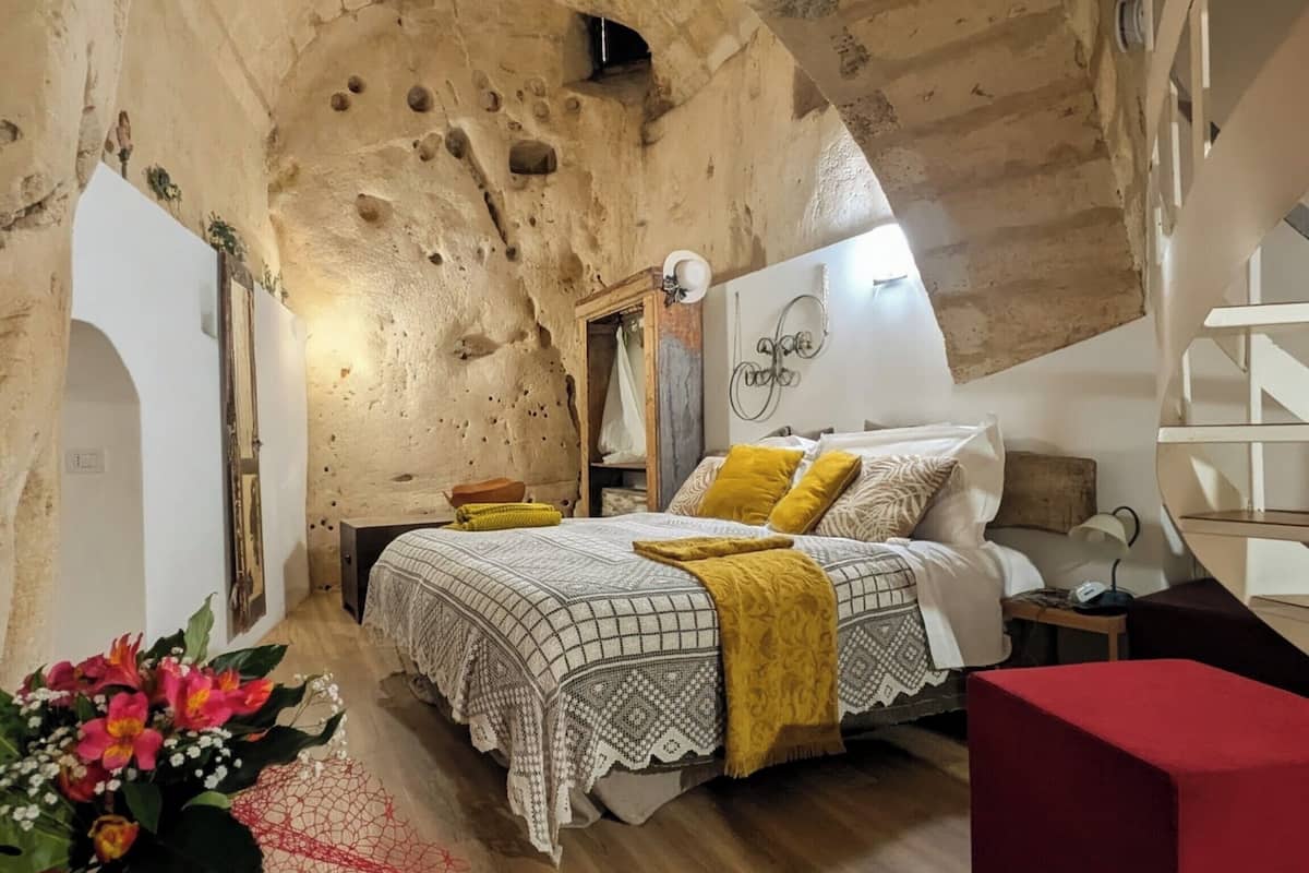 Suite superior | Camas extra, wifi gratis y ropa de cama