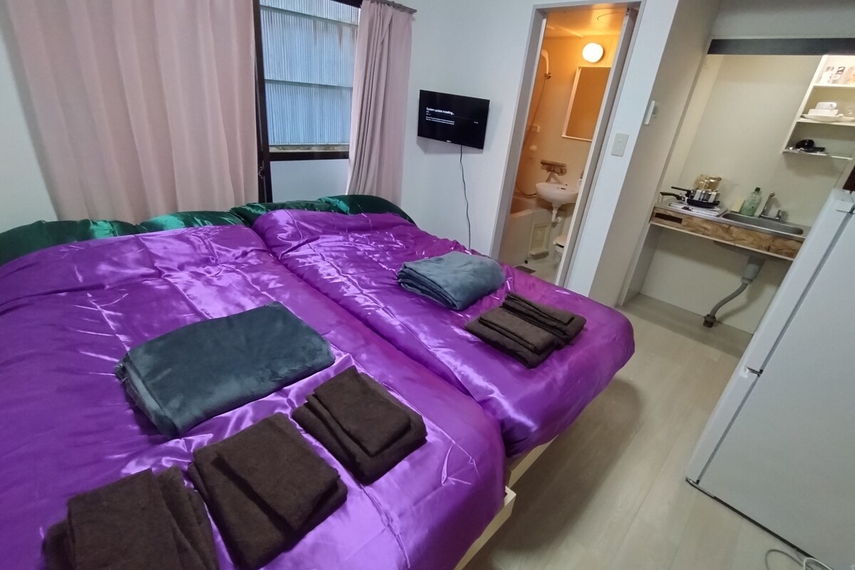 Standard Twin Room, City View