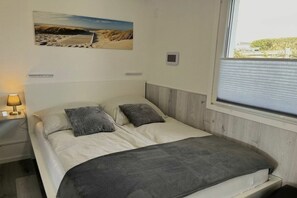 Room - Holiday home with 2 bedrooms (Warwerort)