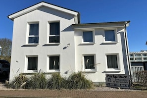 Exterior - Holiday apartment in Büsum with swimming pool (Büsum)
