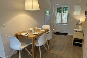 Dining - Holiday apartment in Büsum with swimming pool (Büsum)