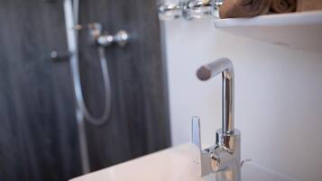 Dusche, Haartrockner