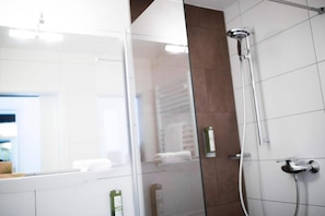 Dusche, Haartrockner