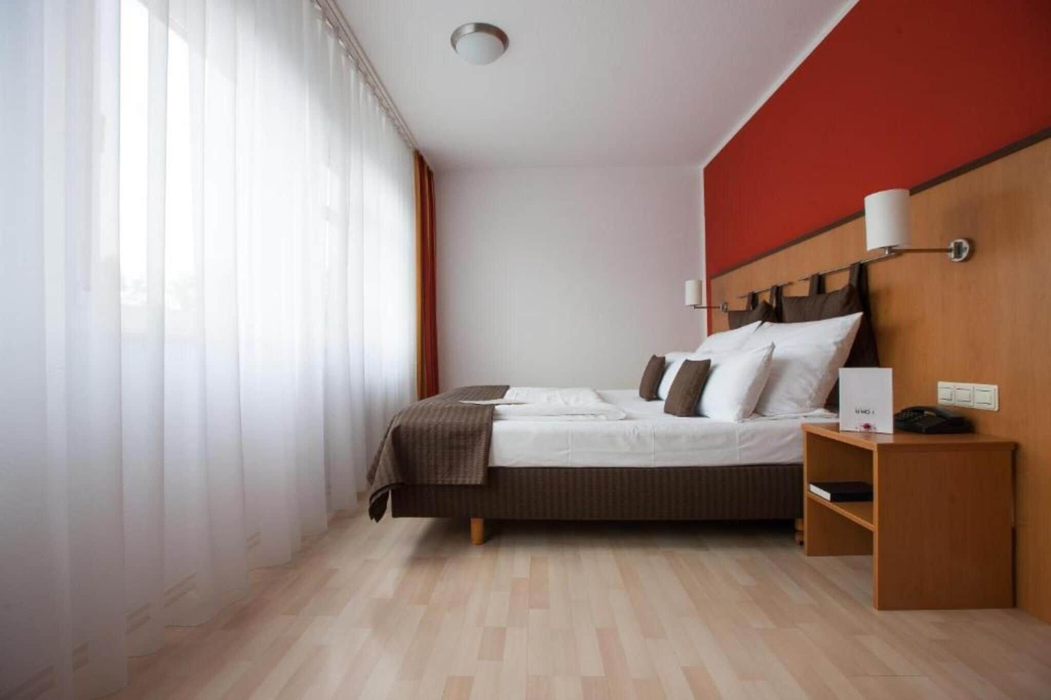 1 dormitorio, cuna de viaje, wifi gratis y ropa de cama