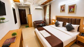 Luxury Double Room, City View