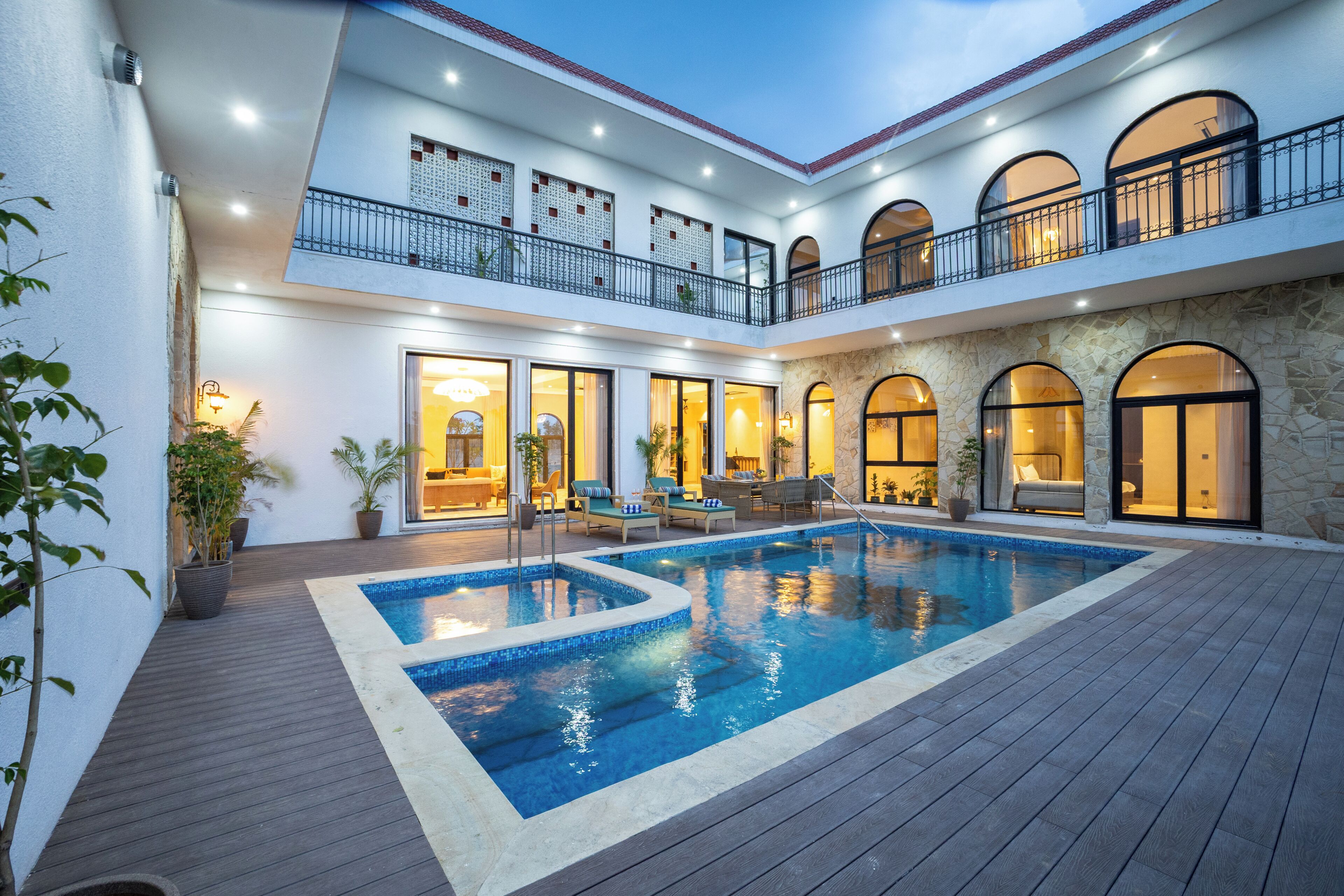 Piscine extérieure