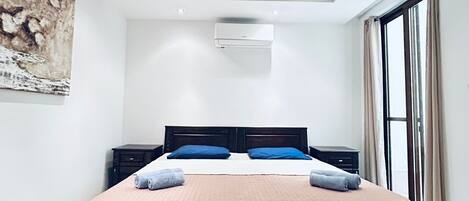 3 habitaciones, tabla de planchar con plancha y wifi gratis