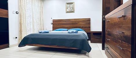 3 Schlafzimmer, Bügeleisen/Bügelbrett, kostenloses WLAN, Bettwäsche