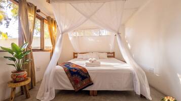 3 bedrooms, WiFi, bed sheets