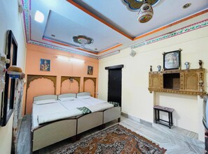 Family Quadruple Room, City View | Desk, free WiFi - Jeet Mahal Hotel In Jaisalmer (Jaisalmer)