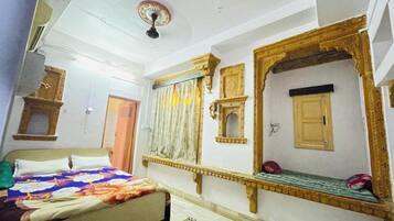 Deluxe Double Room, City View | Desk, WiFi (free)