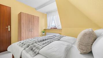 3 Schlafzimmer, Bügeleisen/Bügelbrett, Reisekinderbett, kostenloses WLAN