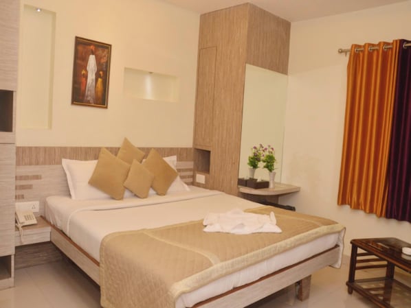 Elite Double Room, City View