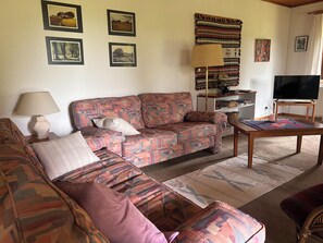 Living area - Vrbo Property (Pommoissel)