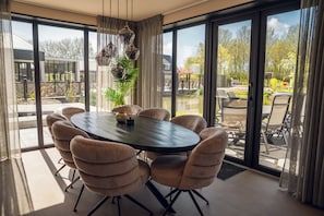 Dineren