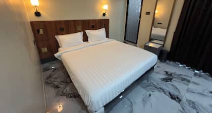 PARK CITY HOTEL